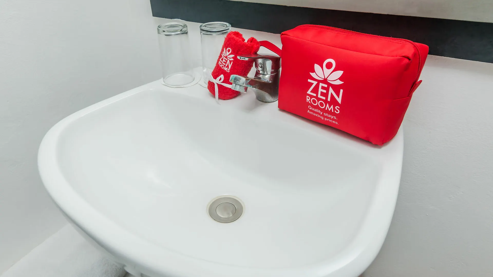 Zen Rooms Kerobokan Jalan Bidadari 塞米亚克 酒店